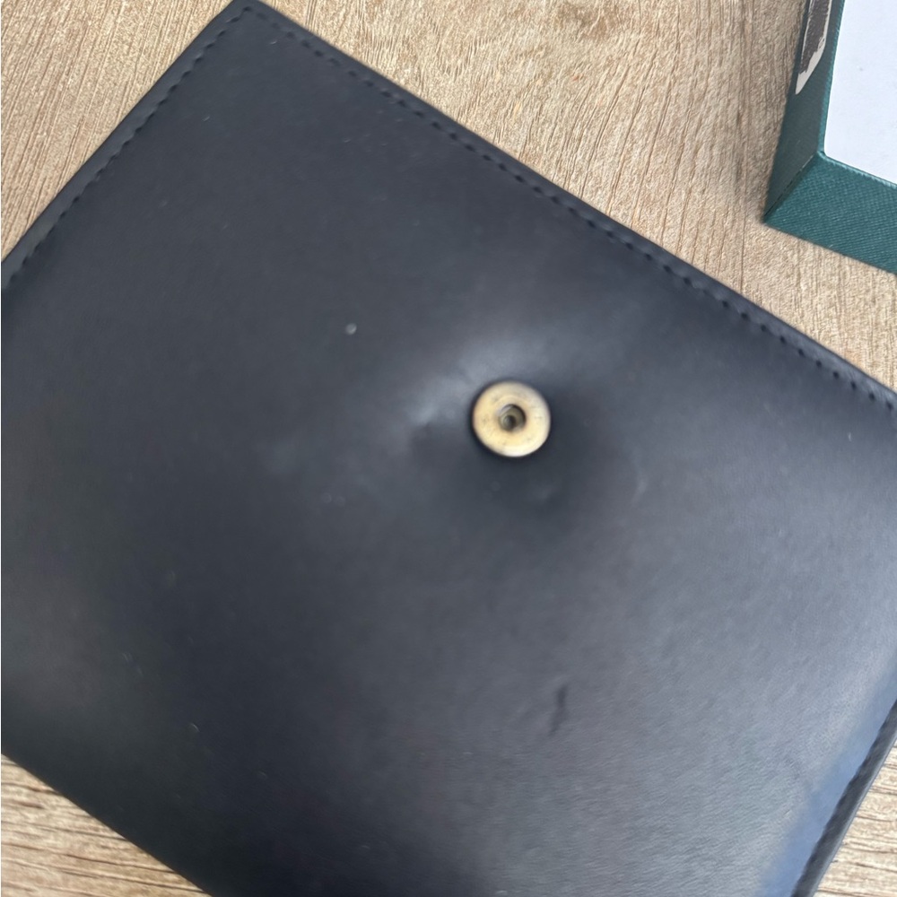 Genuine leather kisslock wallet - Picture 5 of 8